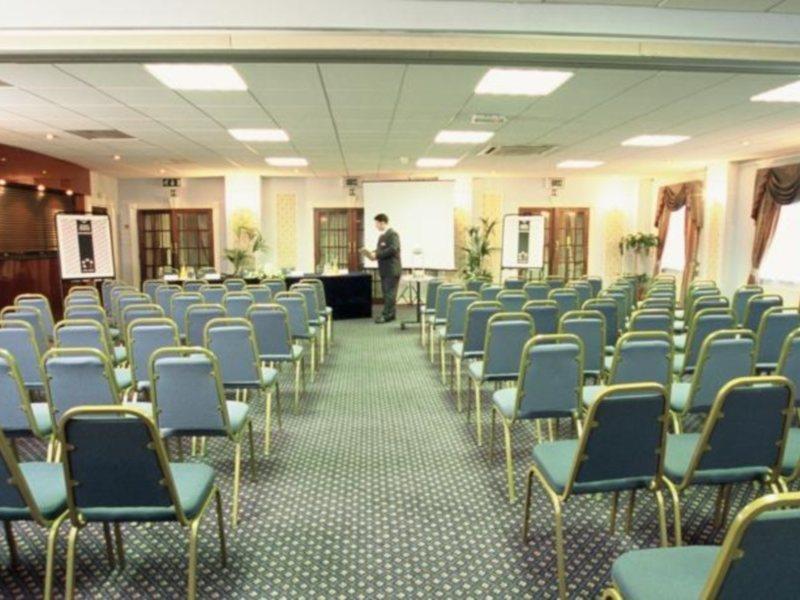 Aston Court Centre By Belvilla 3* Derby