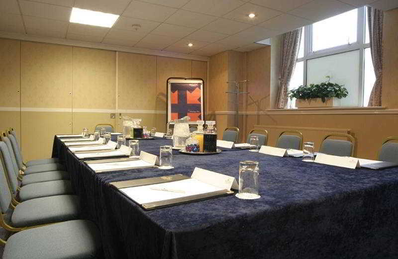 Aston Court Centre By Belvilla 3*